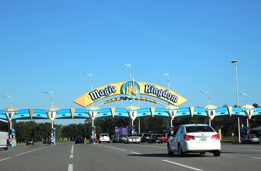 Estacionamento da Disney e Universal Orlando: preços, dicas e como funciona (2026)