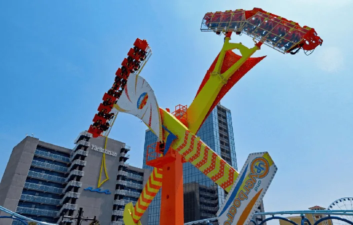 Fun Spot America recebe o Up and Overboard, a nova atração que chega ao parque de Orlando em 2025