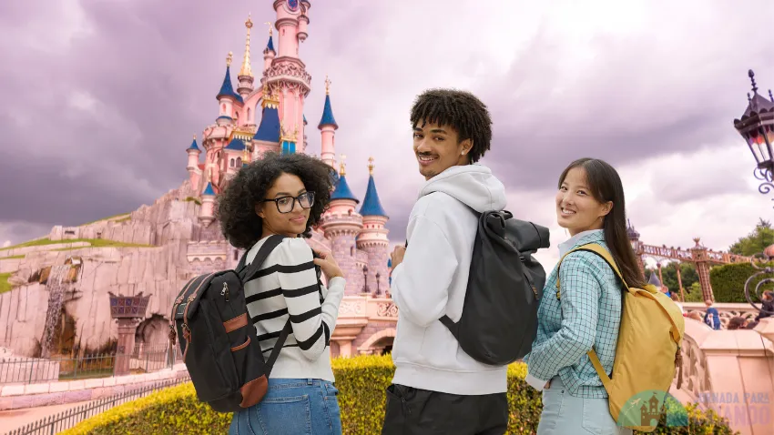 Three teenagers with their backpacks in front of Disney's Magic Kingdom castle in Orlando