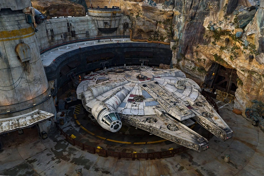 Nave Millennium Falcon, en el área Galaxy's Edge en Disney's Hollywood Studios, en Orlando